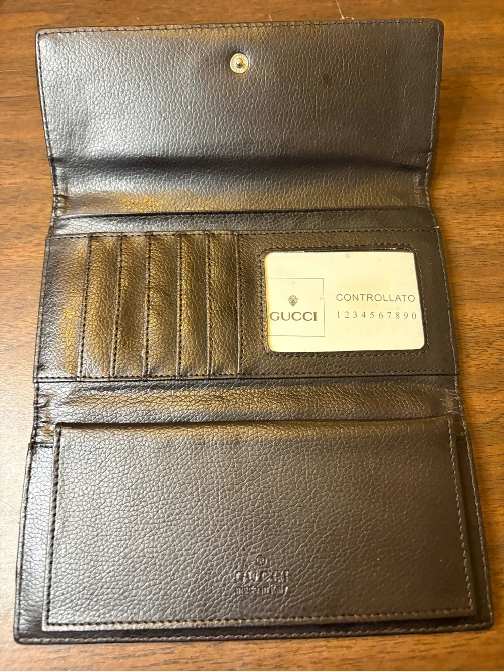 Women's Vintage Gucci Wallet